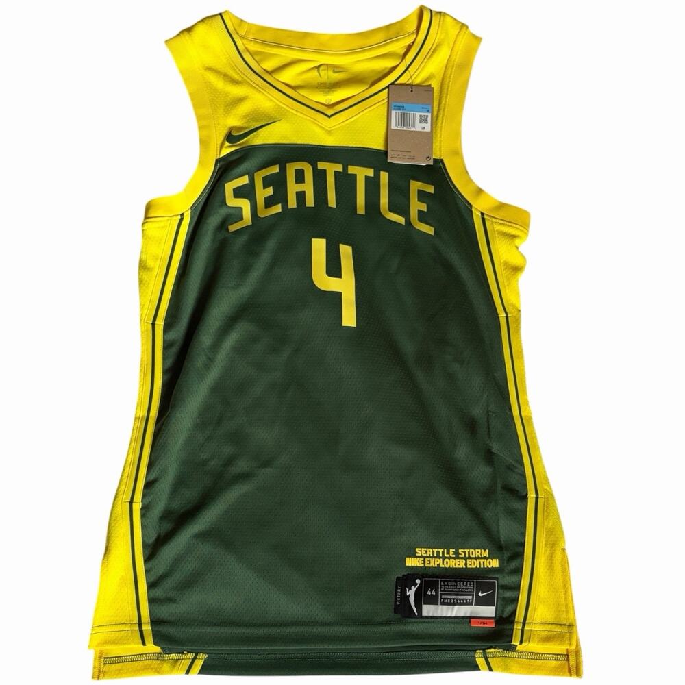 WNBA Seattle Storm Jersey 2026 Flau’jae Johnson Size Medium #4 LSU